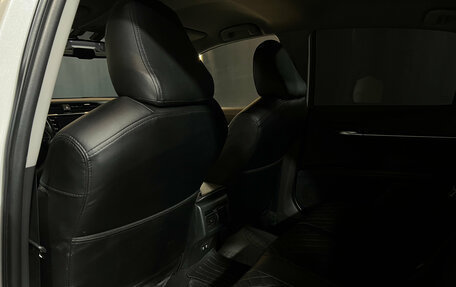 Toyota Camry, 2018 год, 2 600 000 рублей, 16 фотография