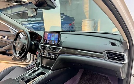 Honda Accord IX рестайлинг, 2022 год, 3 590 000 рублей, 8 фотография