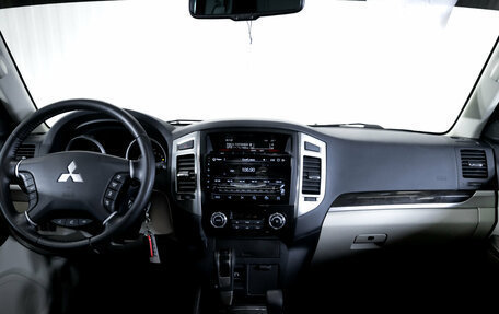 Mitsubishi Pajero IV, 2021 год, 3 390 000 рублей, 16 фотография