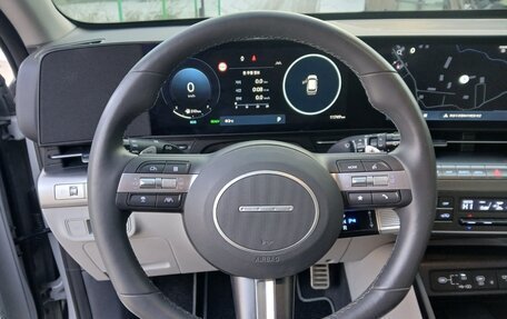 Hyundai Kona, 2023 год, 2 260 000 рублей, 10 фотография