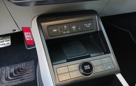 Hyundai Kona, 2023 год, 2 260 000 рублей, 15 фотография