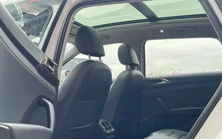 Volkswagen Tharu, 2022 год, 1 399 000 рублей, 8 фотография