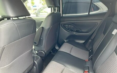 Toyota Yaris Cross, 2023 год, 1 675 000 рублей, 18 фотография