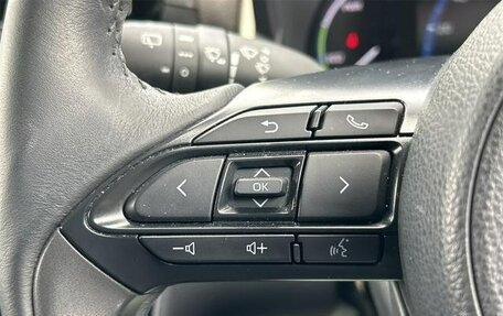 Toyota Yaris Cross, 2023 год, 1 675 000 рублей, 25 фотография