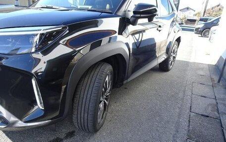 Toyota Yaris Cross, 2023 год, 1 567 000 рублей, 9 фотография