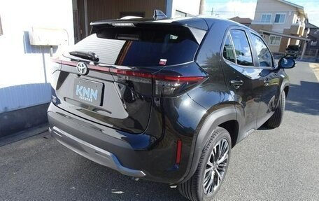 Toyota Yaris Cross, 2023 год, 1 567 000 рублей, 10 фотография