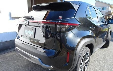 Toyota Yaris Cross, 2023 год, 1 567 000 рублей, 24 фотография