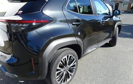 Toyota Yaris Cross, 2023 год, 1 567 000 рублей, 25 фотография