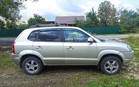 Hyundai Tucson III, 2008 год, 590 000 рублей, 3 фотография
