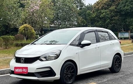 Honda Fit, 2021 год, 1 200 000 рублей, 1 фотография