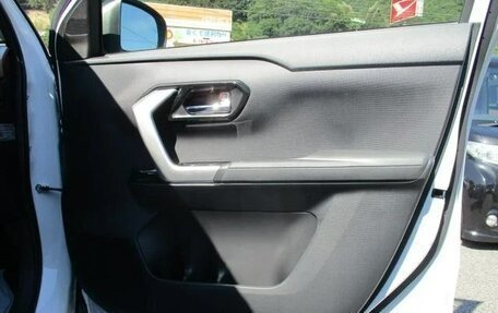 Toyota Raize I, 2023 год, 1 370 000 рублей, 38 фотография