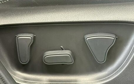 Toyota Yaris Cross, 2023 год, 1 693 000 рублей, 36 фотография