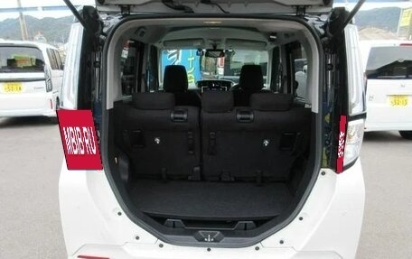 Toyota Roomy I, 2023 год, 1 041 000 рублей, 16 фотография