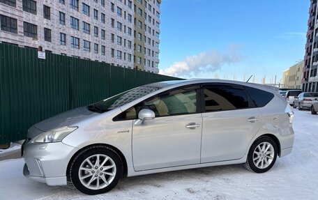 Toyota Prius Alpha I (ZVW40/41), 2011 год, 1 250 000 рублей, 3 фотография