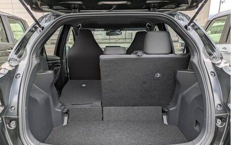 Toyota Yaris, 2023 год, 1 115 000 рублей, 16 фотография