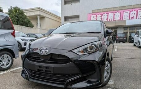 Toyota Yaris, 2023 год, 1 115 000 рублей, 15 фотография