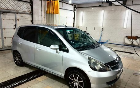 Honda Fit III, 2003 год, 350 000 рублей, 3 фотография