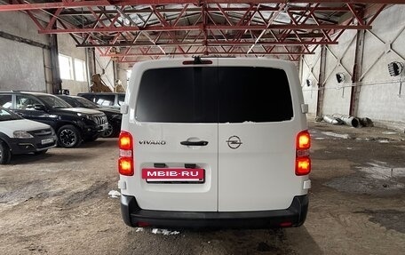 Opel Vivaro, 2020 год, 1 690 000 рублей, 5 фотография