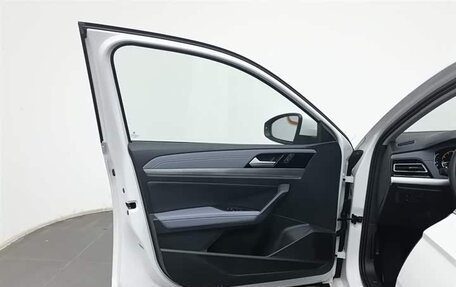 Volkswagen Lavida, 2022 год, 1 300 000 рублей, 15 фотография