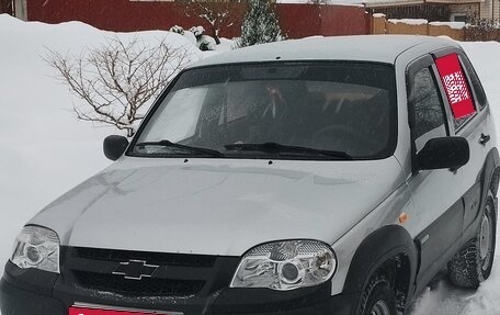 Chevrolet Niva I рестайлинг, 2009 год, 450 000 рублей, 1 фотография