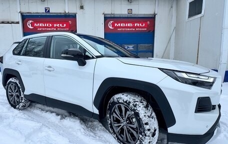 Toyota RAV4, 2025 год, 4 160 000 рублей, 3 фотография