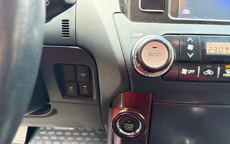 Toyota Land Cruiser Prado 150 рестайлинг 2, 2015 год, 3 750 000 рублей, 14 фотография