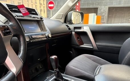 Toyota Land Cruiser Prado 150 рестайлинг 2, 2015 год, 3 750 000 рублей, 11 фотография