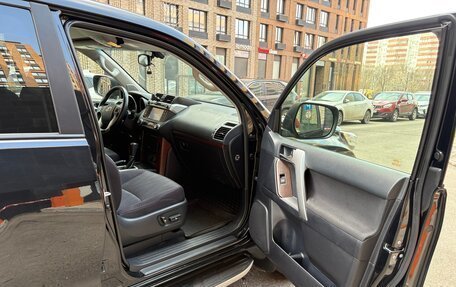 Toyota Land Cruiser Prado 150 рестайлинг 2, 2015 год, 3 750 000 рублей, 22 фотография