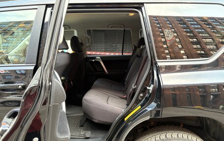 Toyota Land Cruiser Prado 150 рестайлинг 2, 2015 год, 3 750 000 рублей, 25 фотография