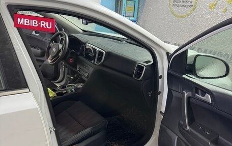 KIA Sportage IV рестайлинг, 2020 год, 1 950 000 рублей, 6 фотография