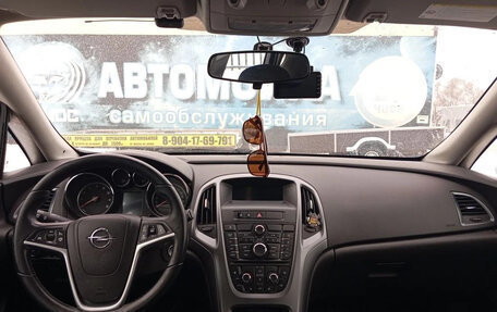 Opel Astra J, 2013 год, 820 000 рублей, 7 фотография