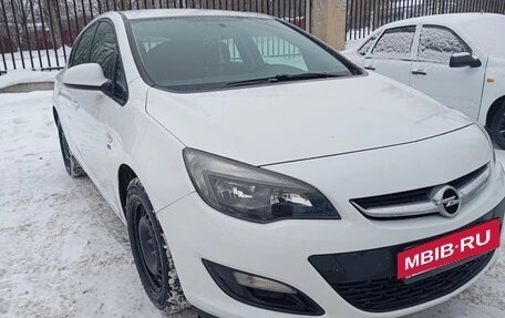 Opel Astra J, 2013 год, 820 000 рублей, 2 фотография