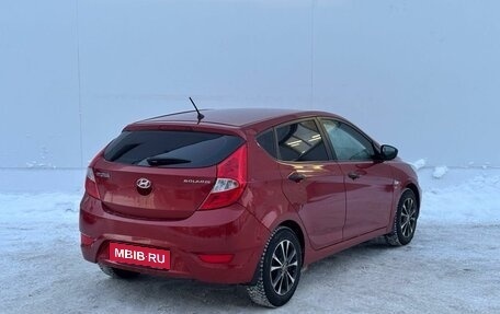 Hyundai Solaris II рестайлинг, 2012 год, 725 000 рублей, 5 фотография