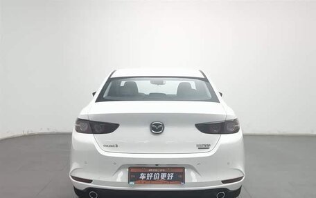 Mazda 3, 2024 год, 2 000 000 рублей, 4 фотография