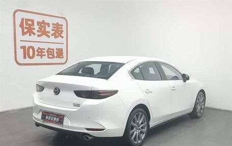 Mazda 3, 2024 год, 2 000 000 рублей, 2 фотография