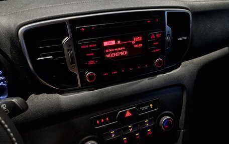 KIA Sportage IV рестайлинг, 2017 год, 1 739 000 рублей, 2 фотография