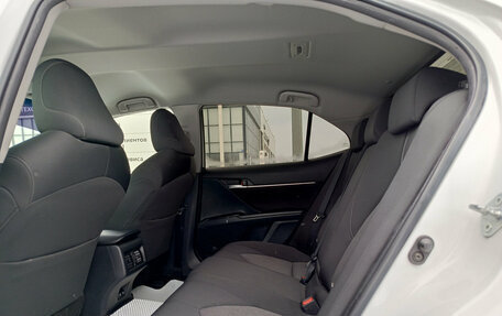 Toyota Camry, 2021 год, 3 350 000 рублей, 12 фотография