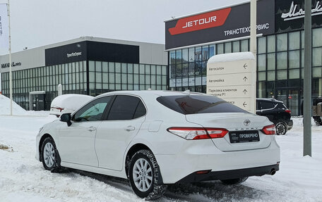 Toyota Camry, 2021 год, 3 350 000 рублей, 7 фотография