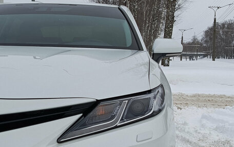 Toyota Camry, 2021 год, 3 350 000 рублей, 17 фотография
