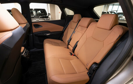 Lexus RX IV рестайлинг, 2025 год, 7 900 000 рублей, 13 фотография