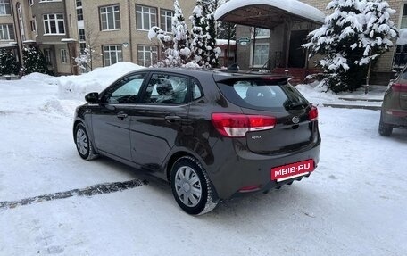 KIA Rio III рестайлинг, 2017 год, 1 045 000 рублей, 5 фотография