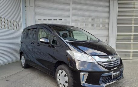 Honda Freed I, 2013 год, 787 000 рублей, 8 фотография