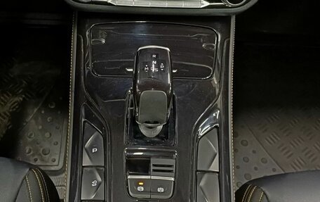 FAW Bestune T77, 2022 год, 1 665 000 рублей, 14 фотография