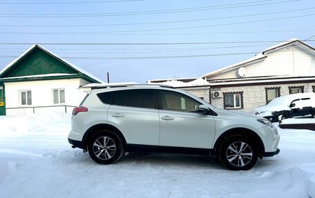 Toyota RAV4, 2015 год, 2 380 000 рублей, 6 фотография