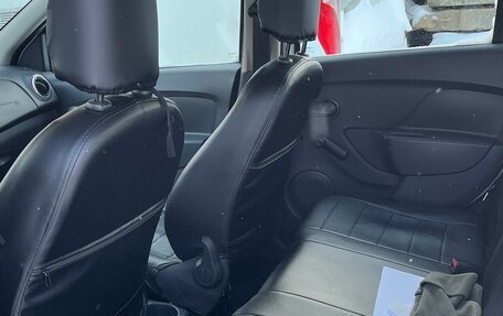 Renault Logan II, 2019 год, 825 000 рублей, 8 фотография