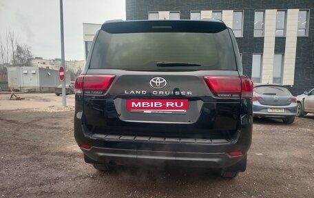 Toyota Land Cruiser, 2022 год, 9 050 000 рублей, 5 фотография