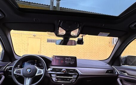 BMW 5 серия, 2020 год, 3 590 000 рублей, 8 фотография