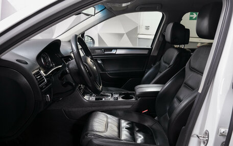 Volkswagen Touareg III, 2012 год, 1 848 000 рублей, 10 фотография