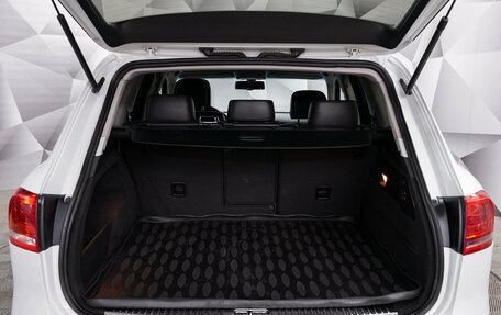 Volkswagen Touareg III, 2012 год, 1 848 000 рублей, 21 фотография