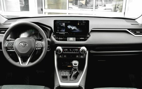 Toyota RAV4, 2025 год, 4 600 000 рублей, 21 фотография